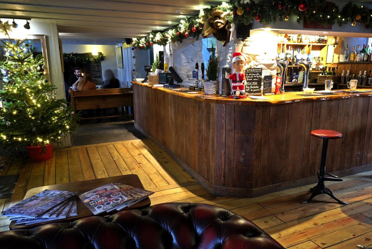 Rams Head Inn Dolton Eksteriør billede